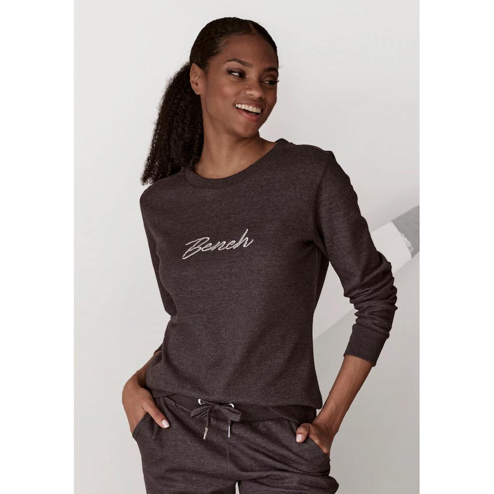 Bench. Loungewear Sweatshirt mit glänzender Logostickerei Loungewear Saisonschlussverkauf